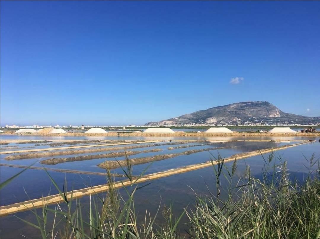 B&B 36 Passi Dal Mare 2.0 Trapani Buitenkant foto