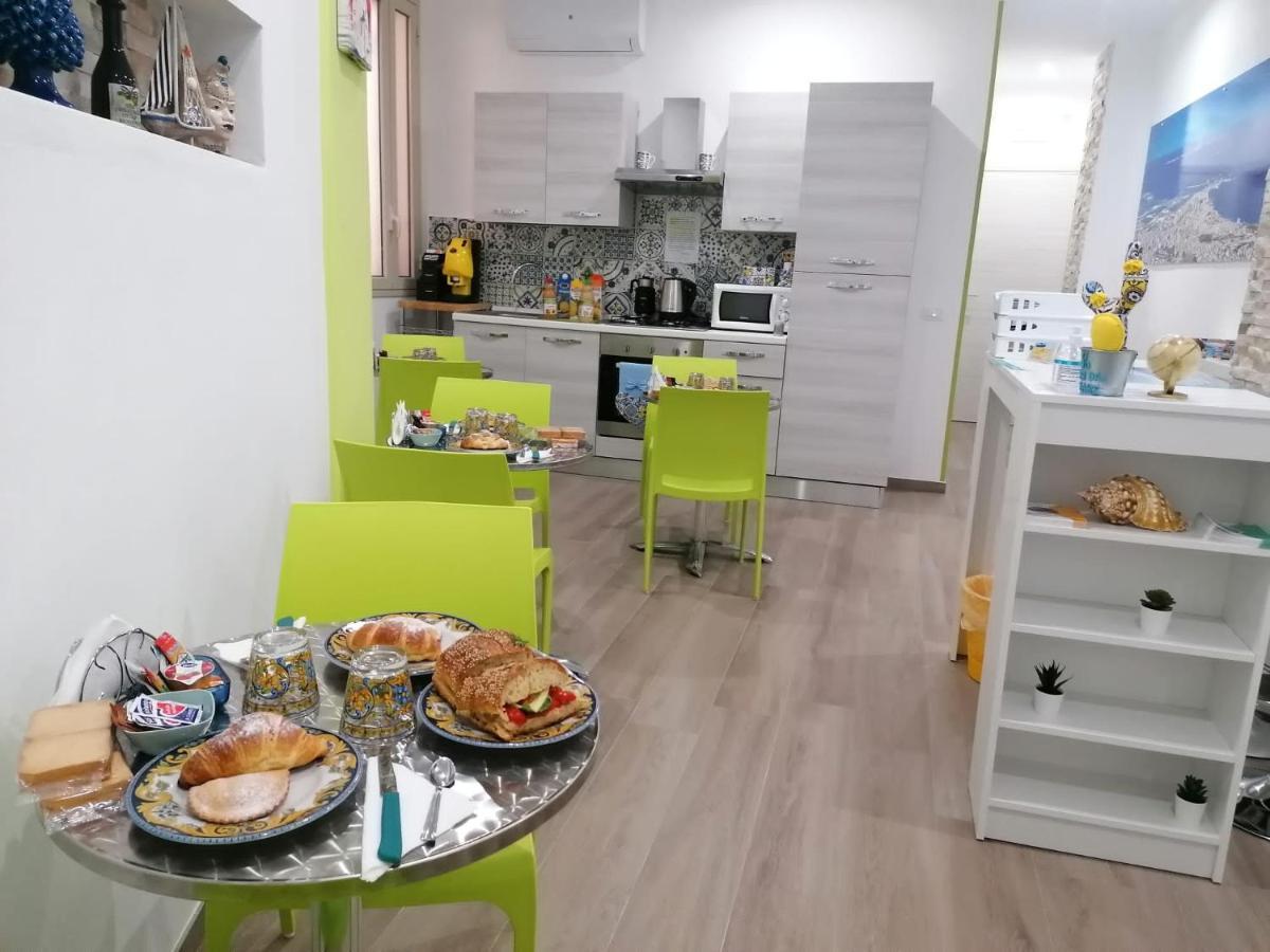 B&B 36 Passi Dal Mare 2.0 Trapani Buitenkant foto